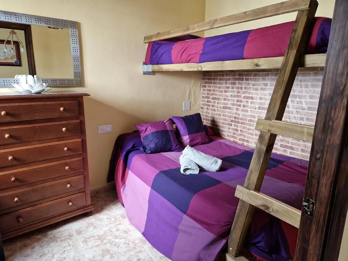 Semesterbostad Casa Cuartel Villa El Gastor